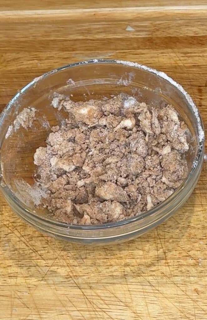 streusel topping in bowl